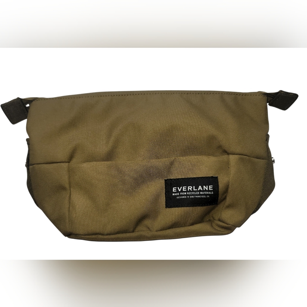 Everlane Unisex Toiletry Bag – Travel Accessory